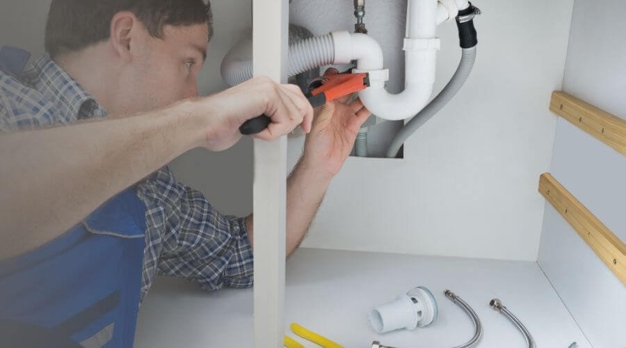 Local annual plumbing maintenance in Kewaunee, WI
